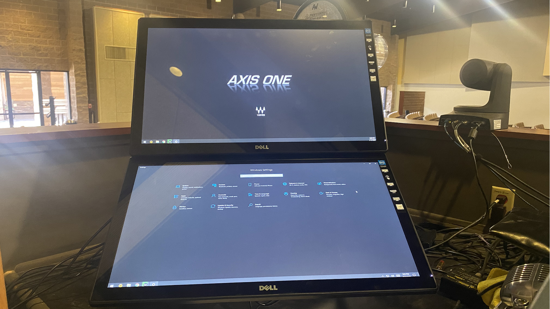 dual touch screens windows 10